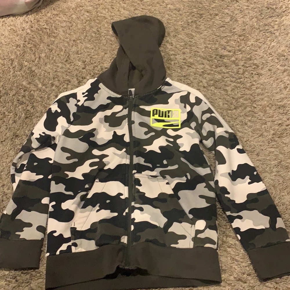 Puma sweat shirt